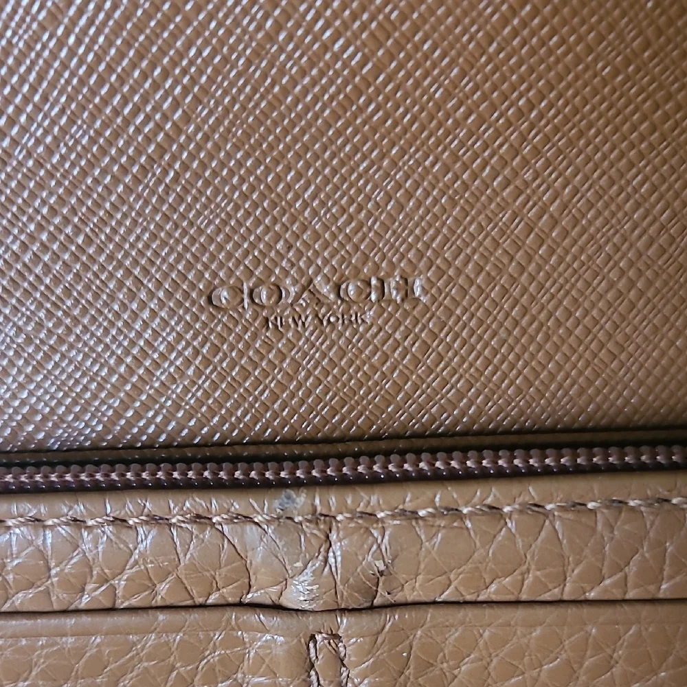 Coach Tan Leather Wallet Smooth Finish - Picture 4 of 9